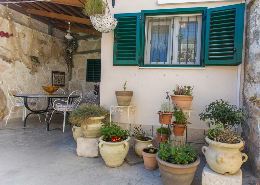 Apartment Antica With Yard & Bbq سبليت المظهر الخارجي الصورة