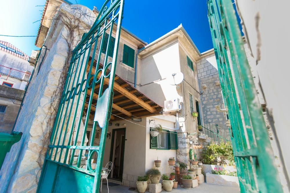 Apartment Antica With Yard & Bbq سبليت المظهر الخارجي الصورة